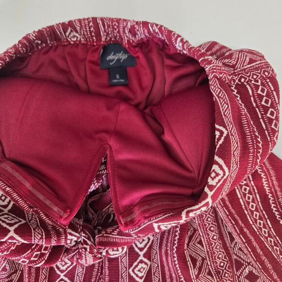 Daytrip Red White Shorts Romper Woman's Size Small - Picture 3 of 5